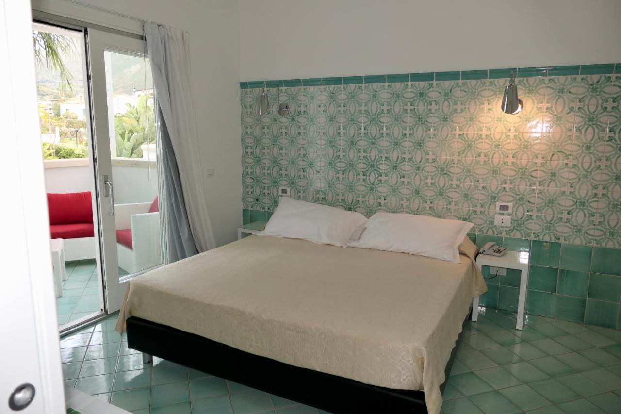 Ganimede Hotel Sperlonga Dış mekan fotoğraf